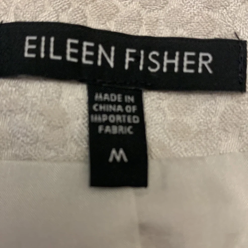 Eileen Fisher bolero jacket in flower patterned silk - Picture 3 of 4